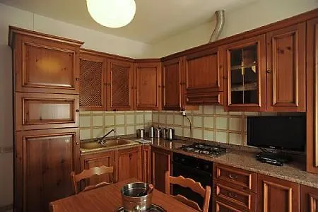 Sleeps 3 Air Con Wifi