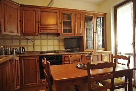 아파트 Sleeps 3 Air Con Wifi *